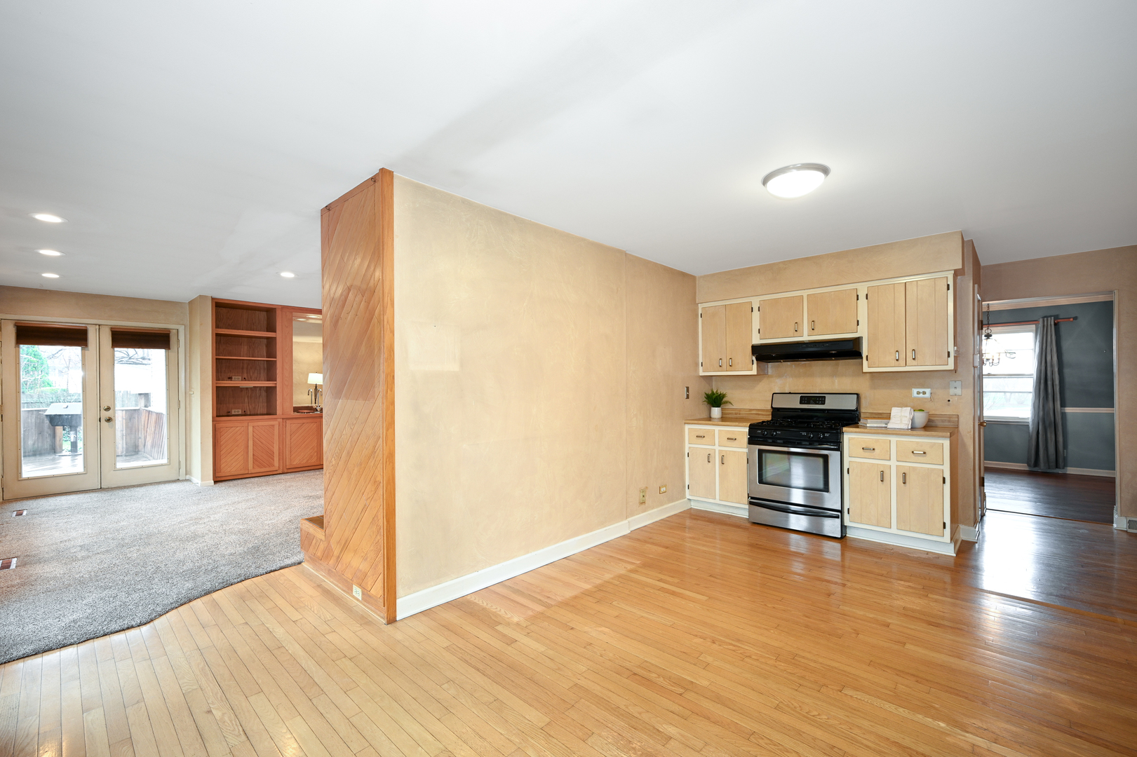2S101 Apache Drive