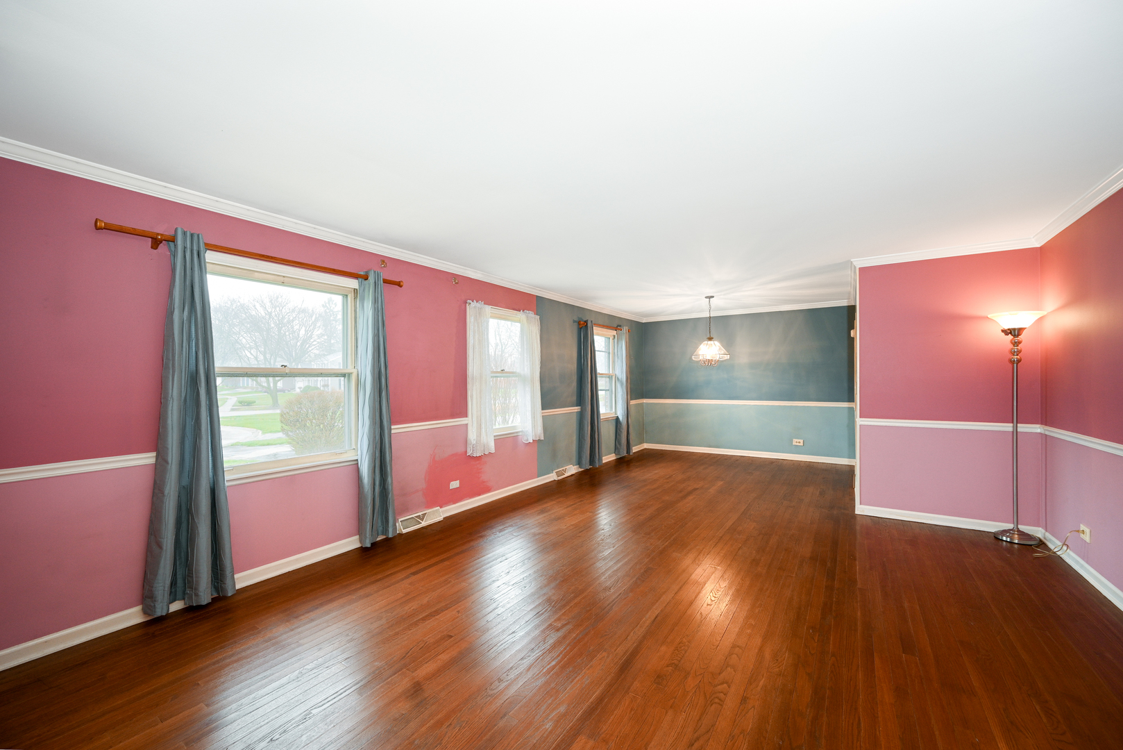 2S101 Apache Drive