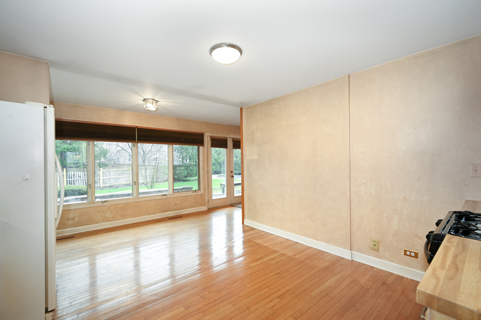2S101 Apache Drive