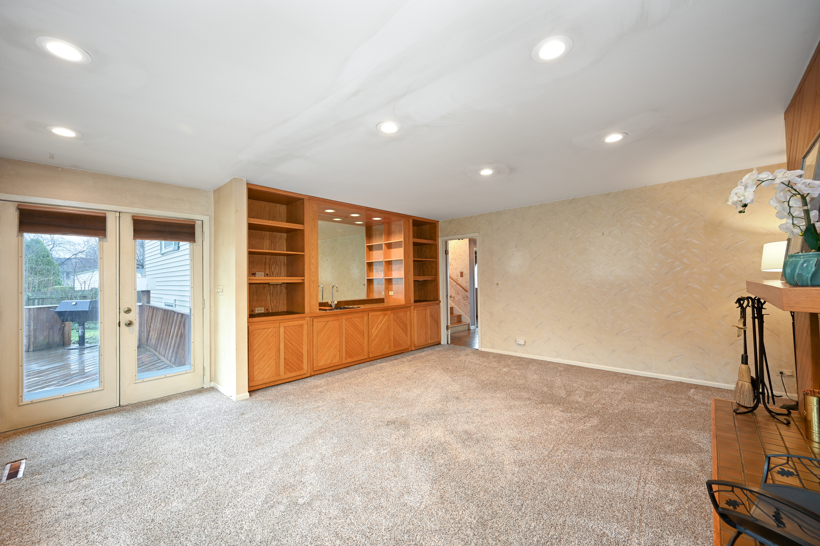 2S101 Apache Drive