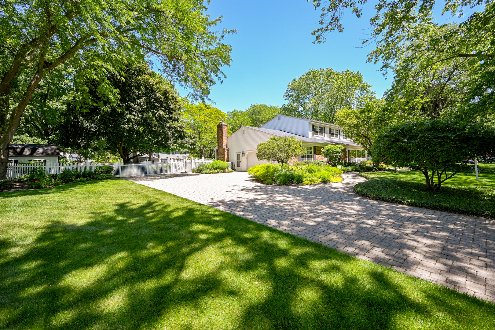 26W250 Embden Lane