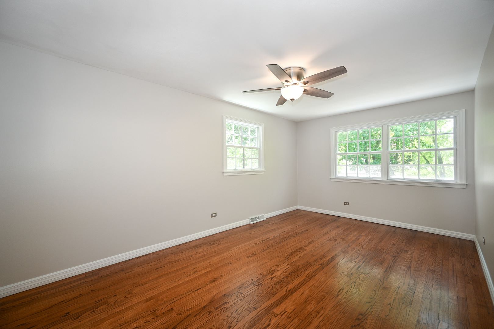 26W250 Embden Lane
