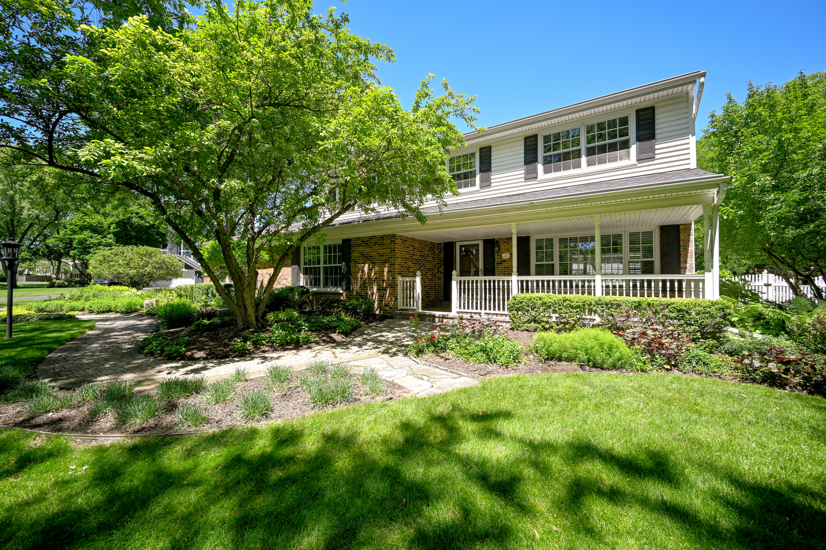 26W250 Embden Lane