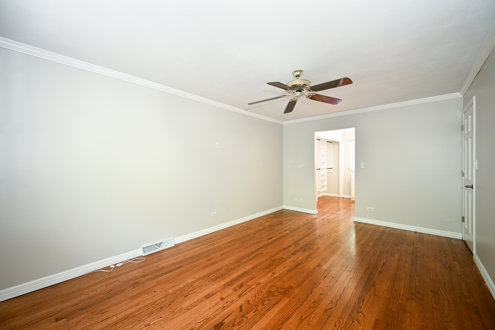 26W250 Embden Lane