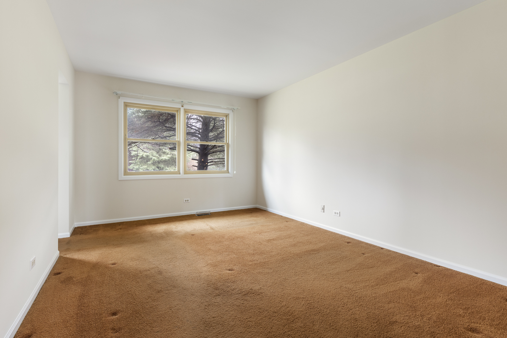 27W261 Virginia Street