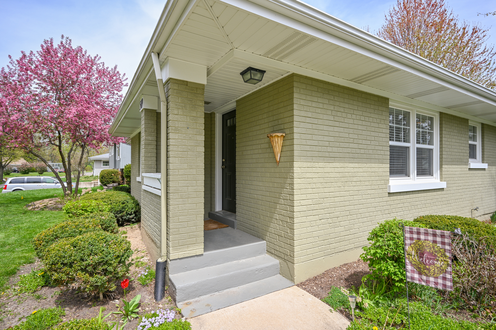 549 Belleview Avenue