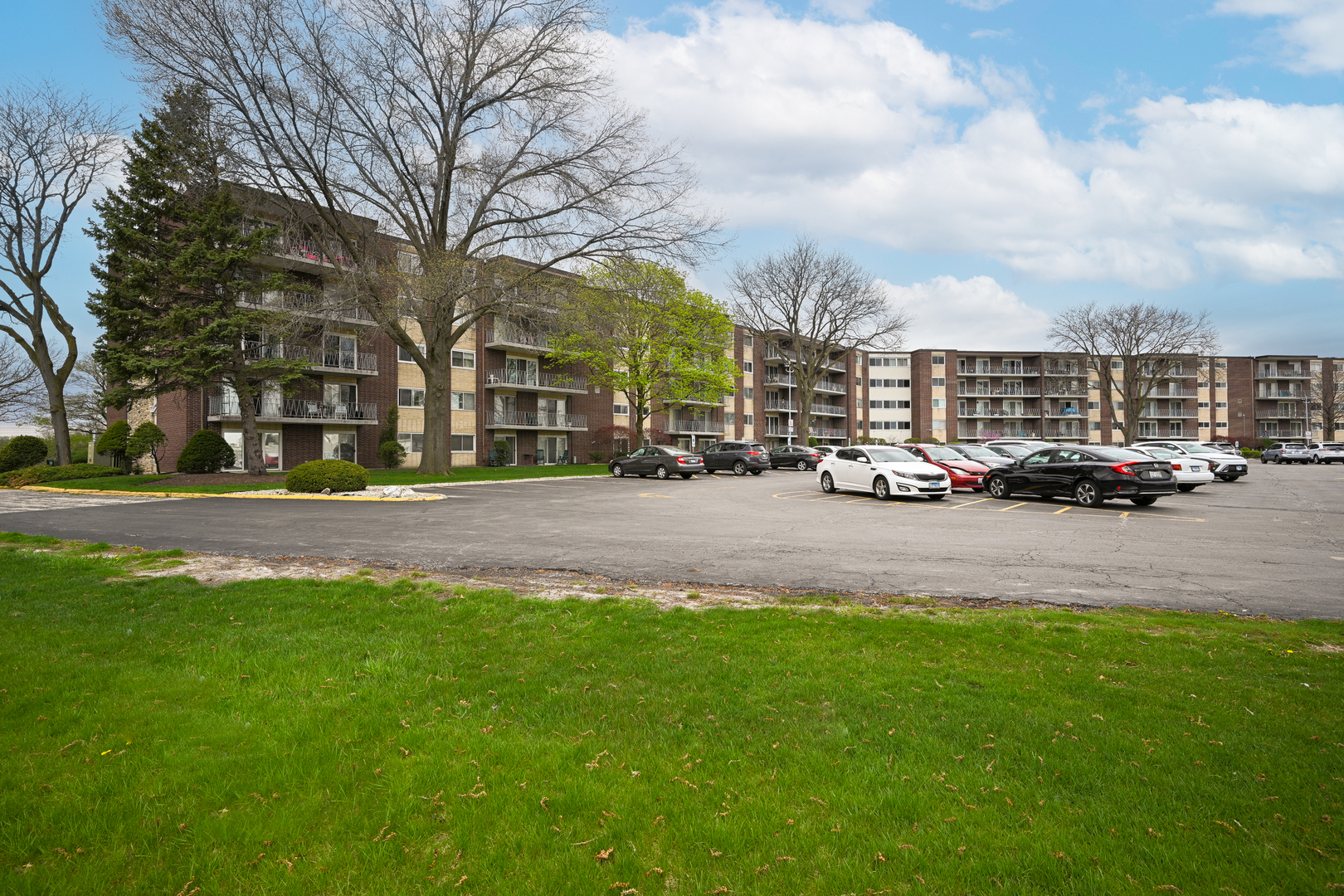 2900 Maple Avenue Unit: 5A