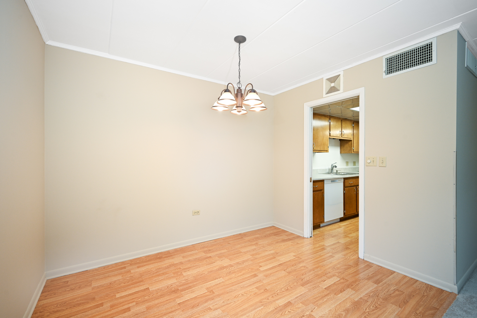 2900 Maple Avenue Unit: 5A