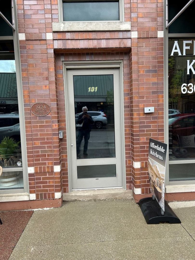 131 N Hale Street Unit: A
