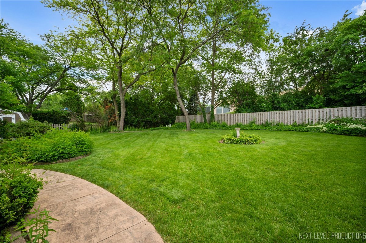 27W345 Fleming Drive