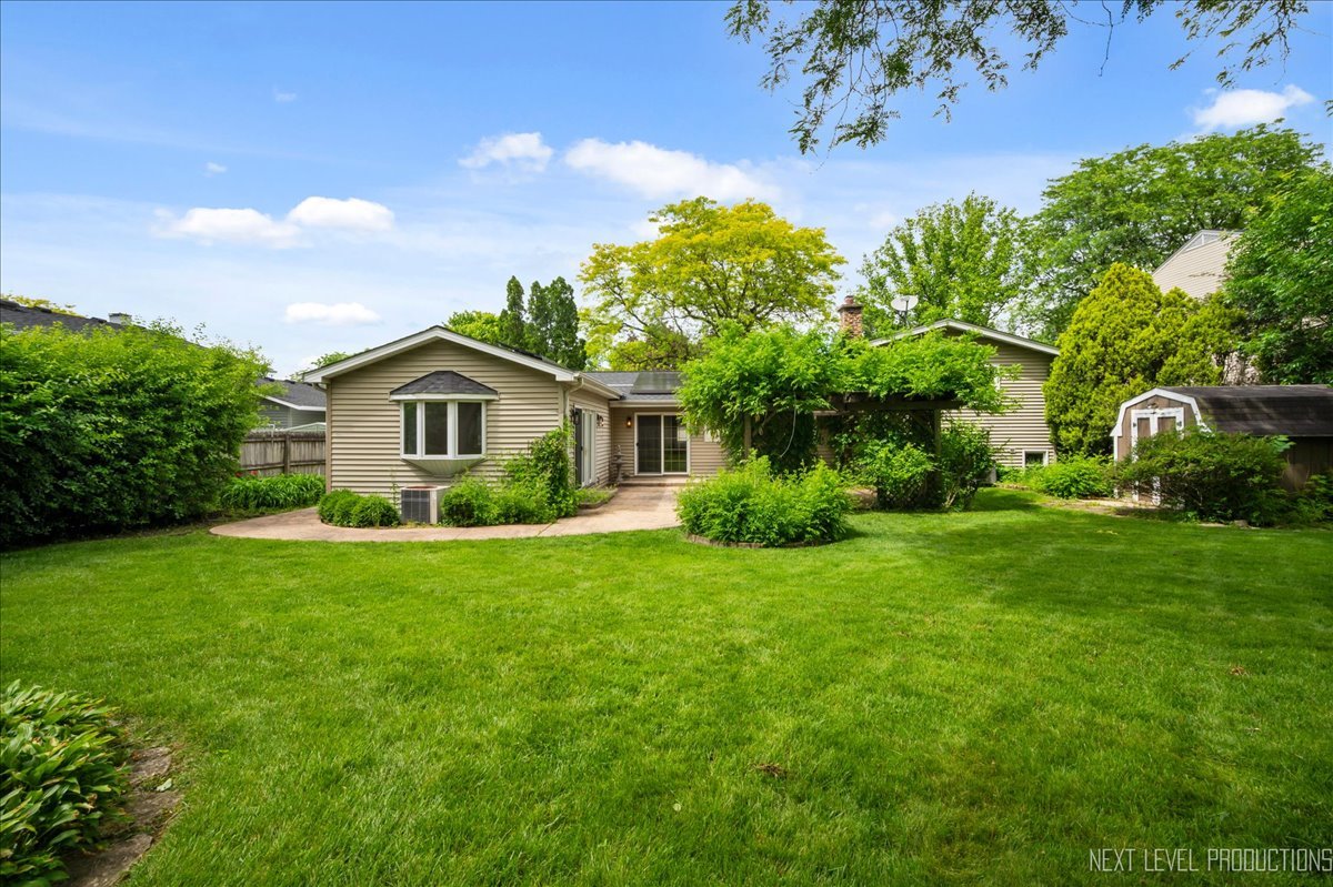 27W345 Fleming Drive