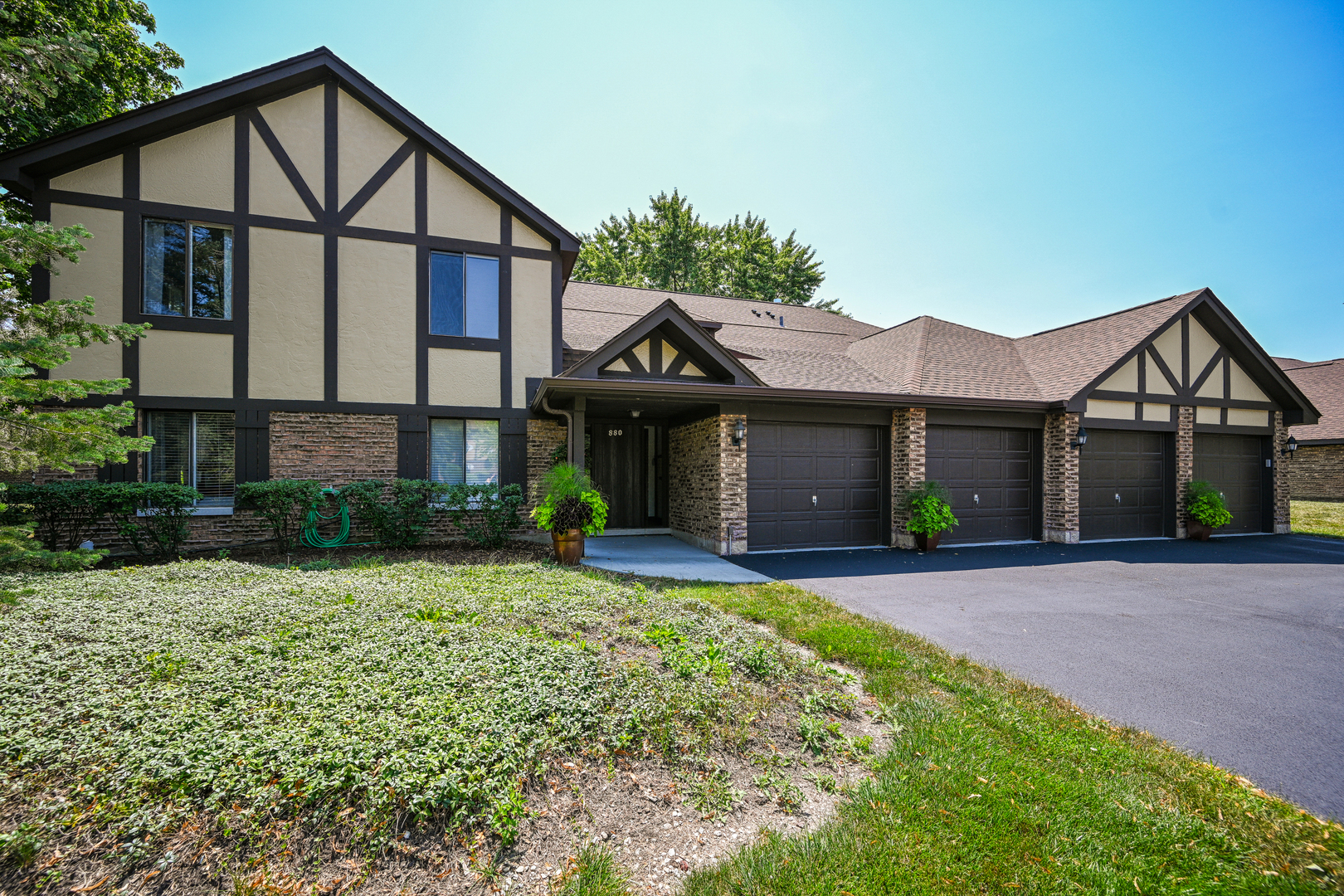 880 Johnstown Lane Unit: B