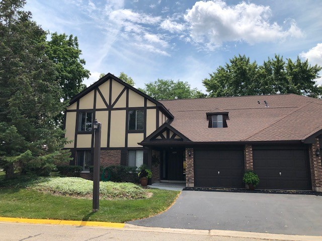 880 Johnstown Lane Unit: B