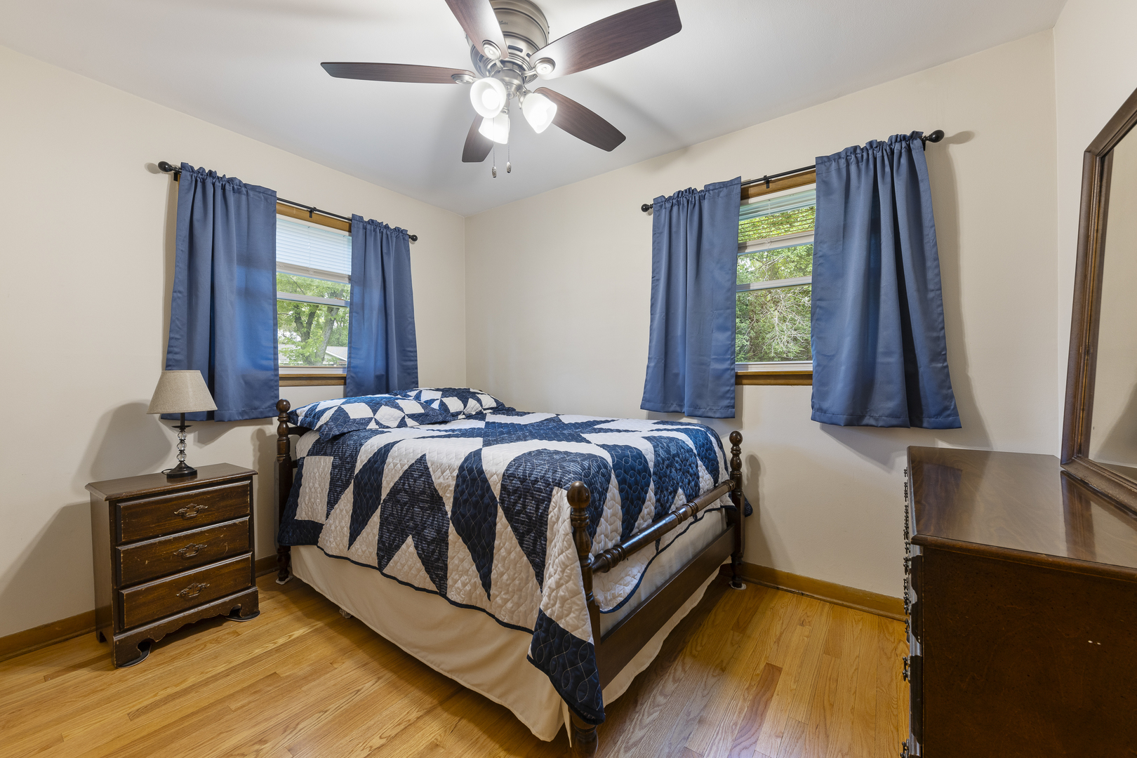 2N303 Bernice Avenue