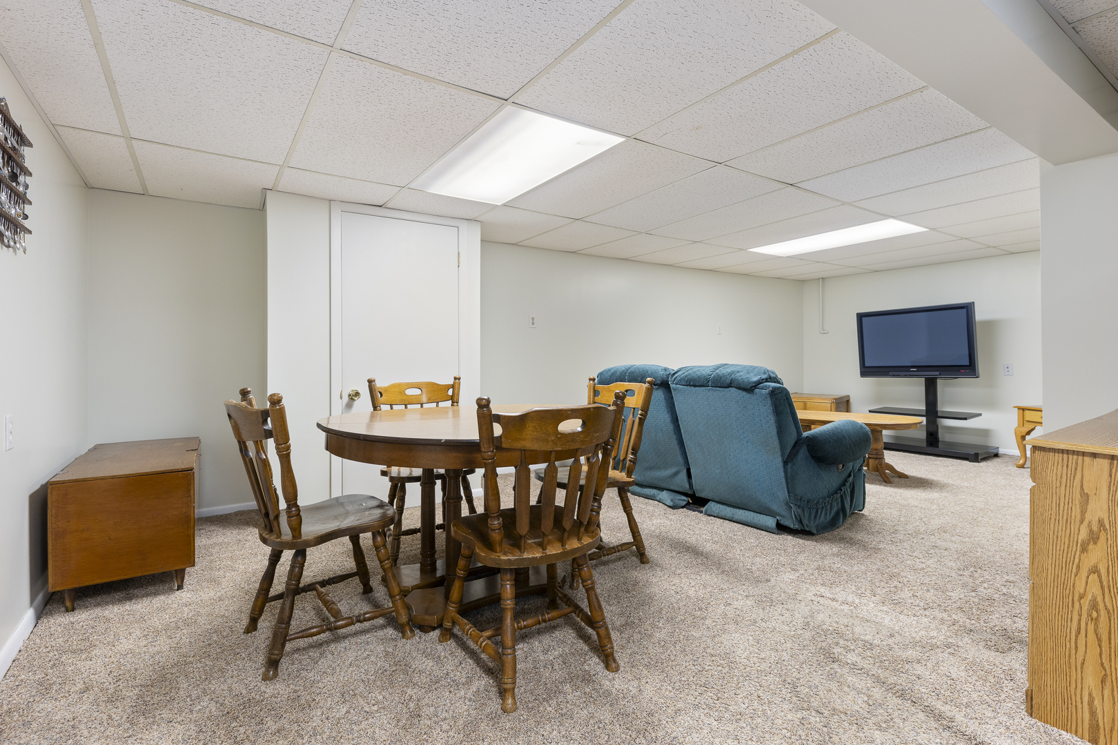 2N303 Bernice Avenue