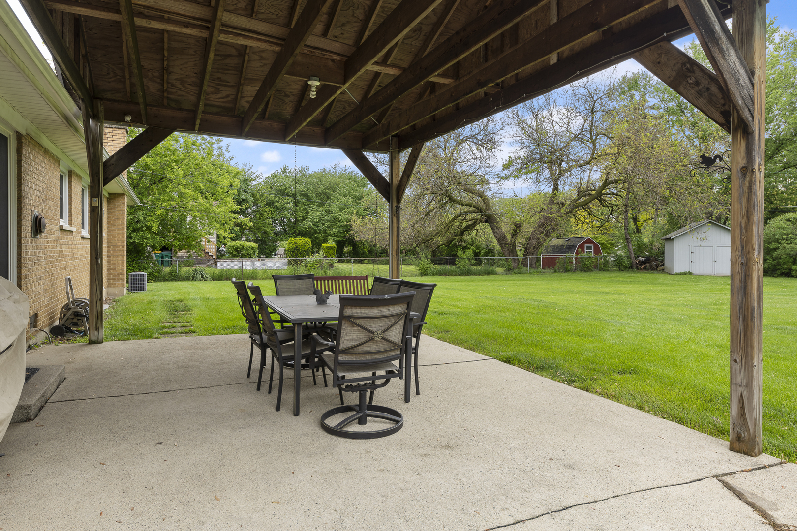 2N303 Bernice Avenue