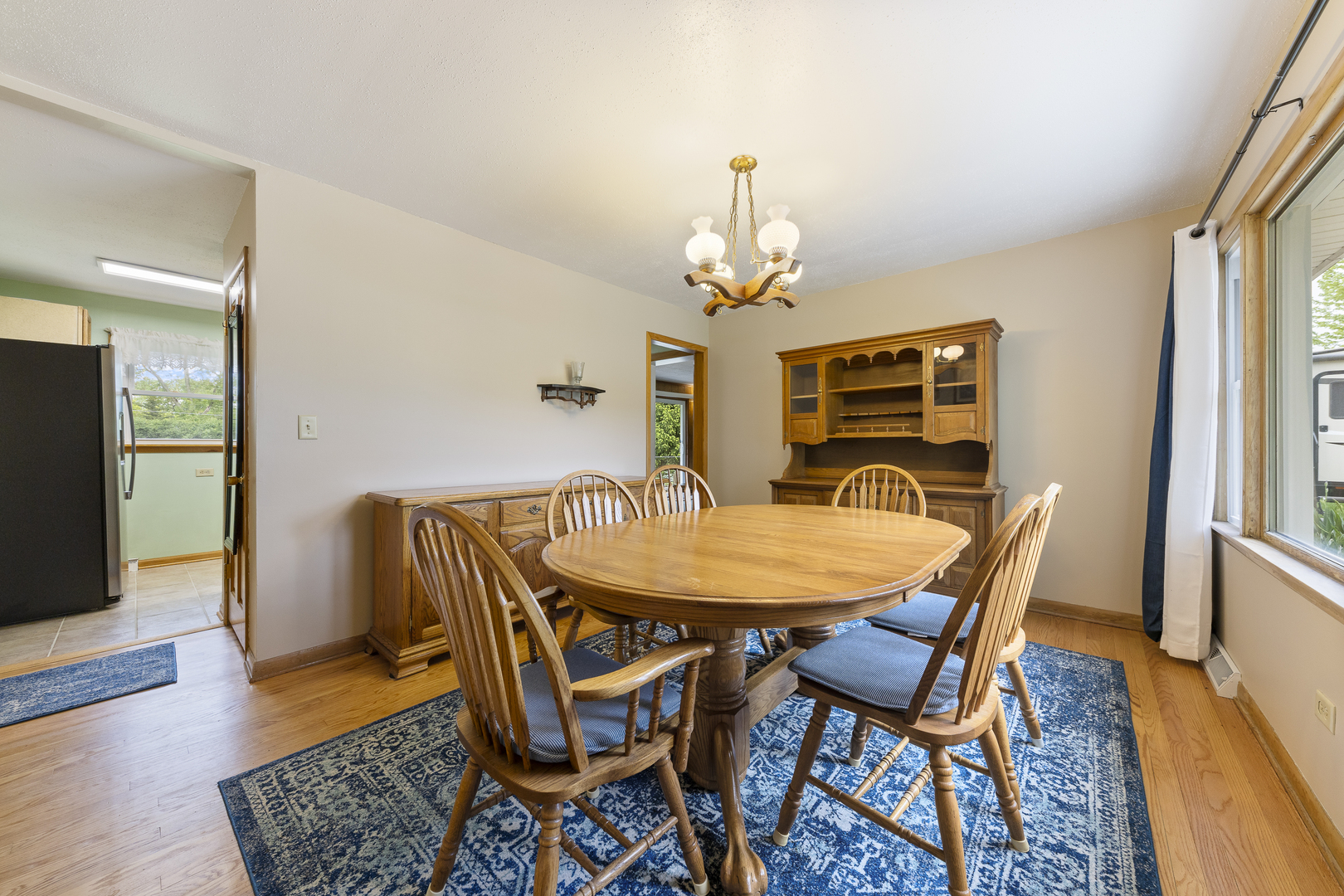 2N303 Bernice Avenue