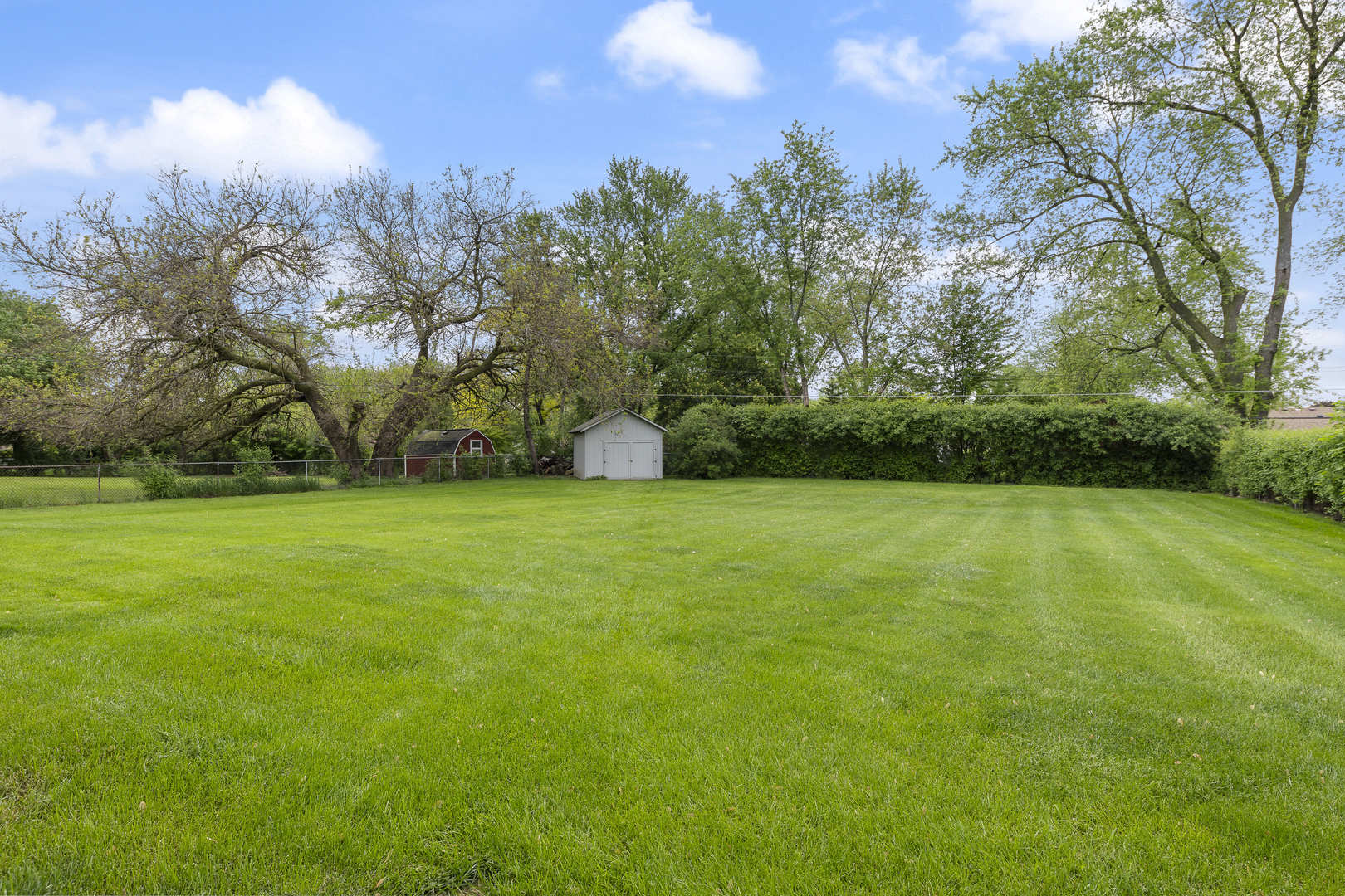 2N303 Bernice Avenue