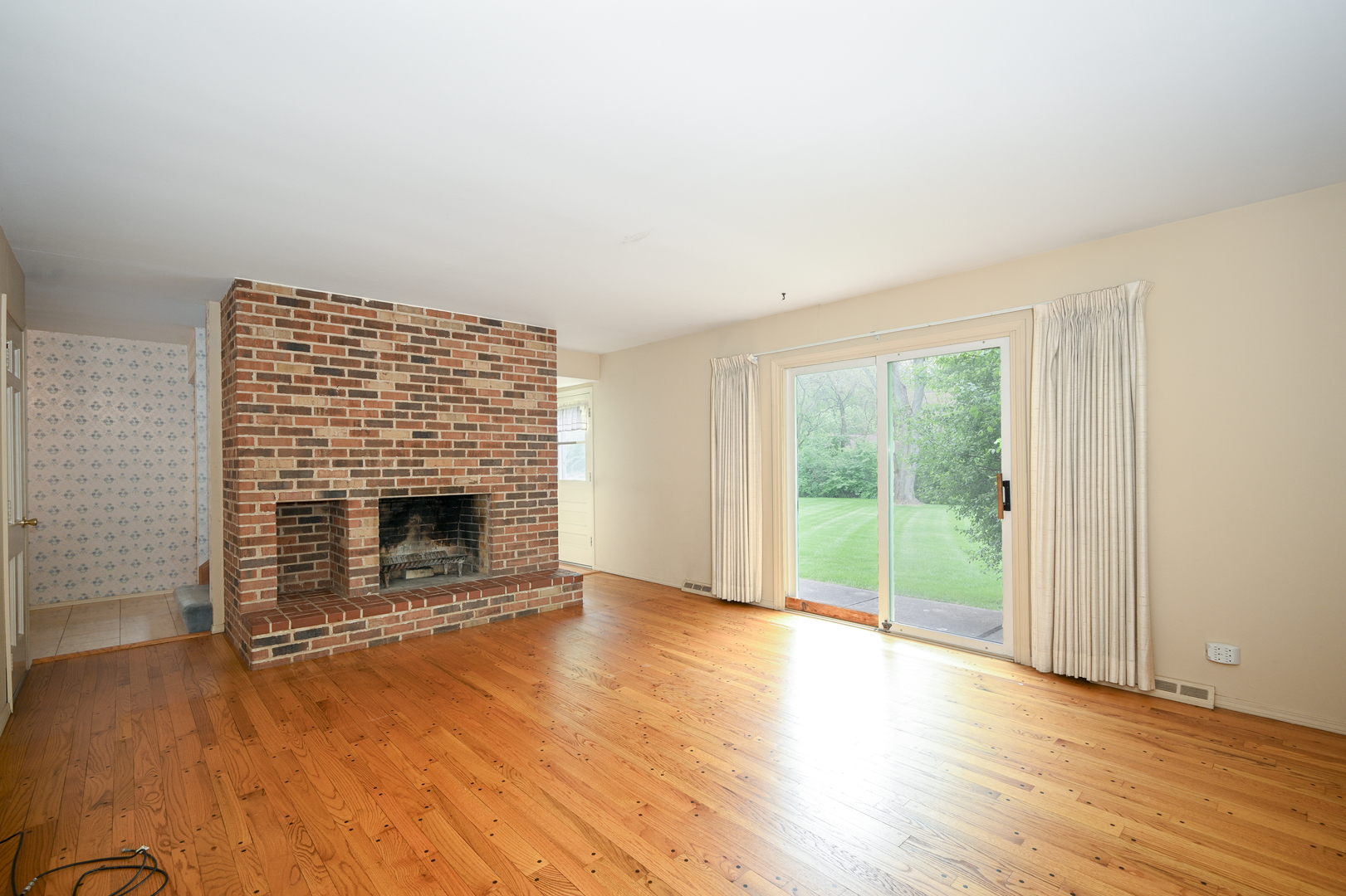 26W231 Blackhawk Drive