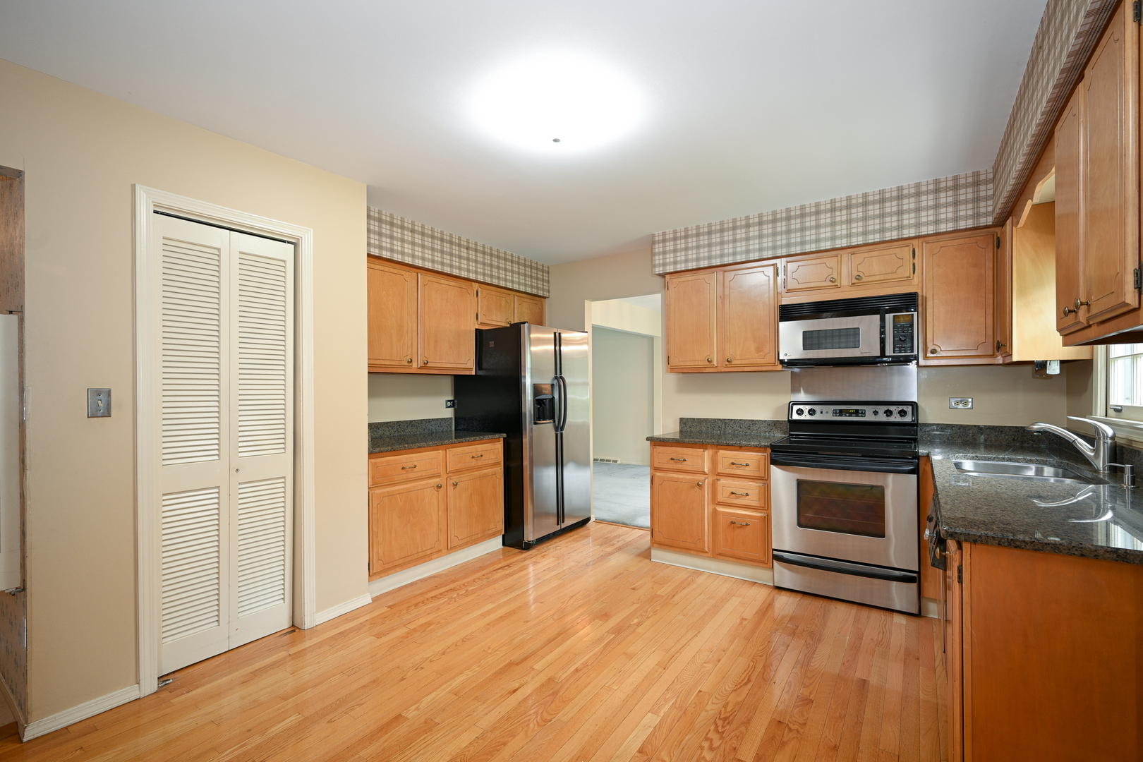 26W231 Blackhawk Drive