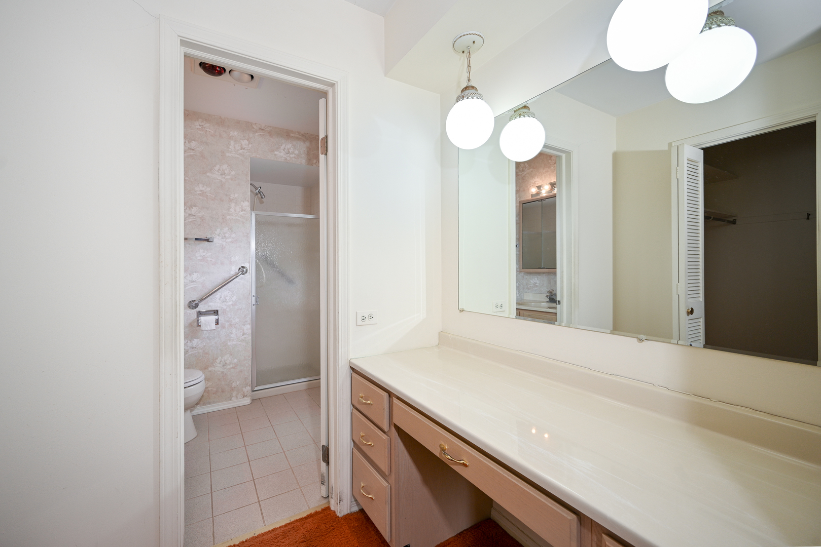 26W231 Blackhawk Drive