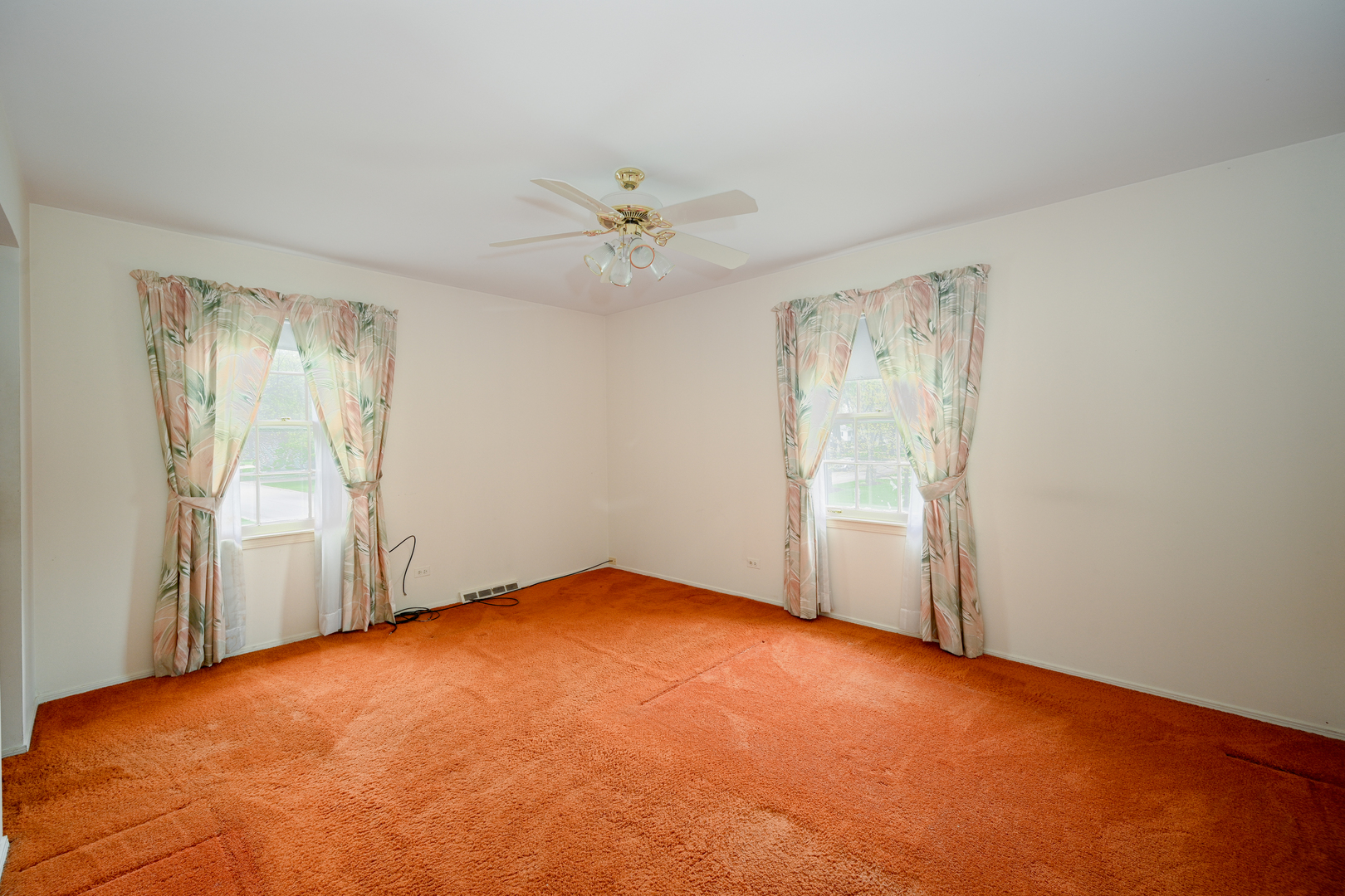 26W231 Blackhawk Drive