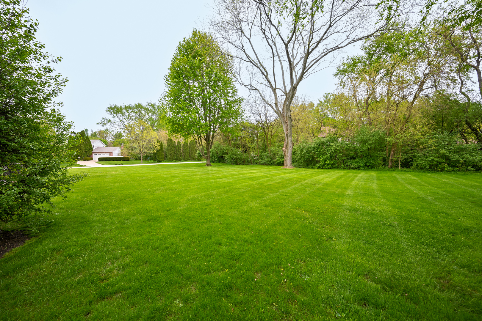 26W231 Blackhawk Drive