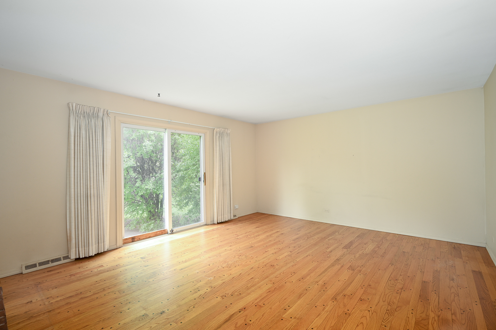 26W231 Blackhawk Drive