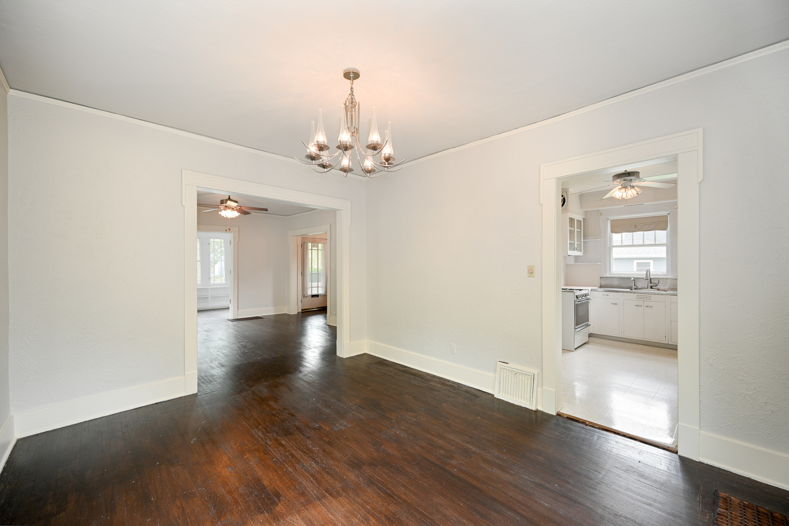 107 E Jefferson Avenue