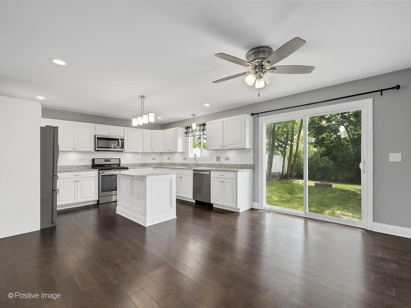 1823 S 4th Place