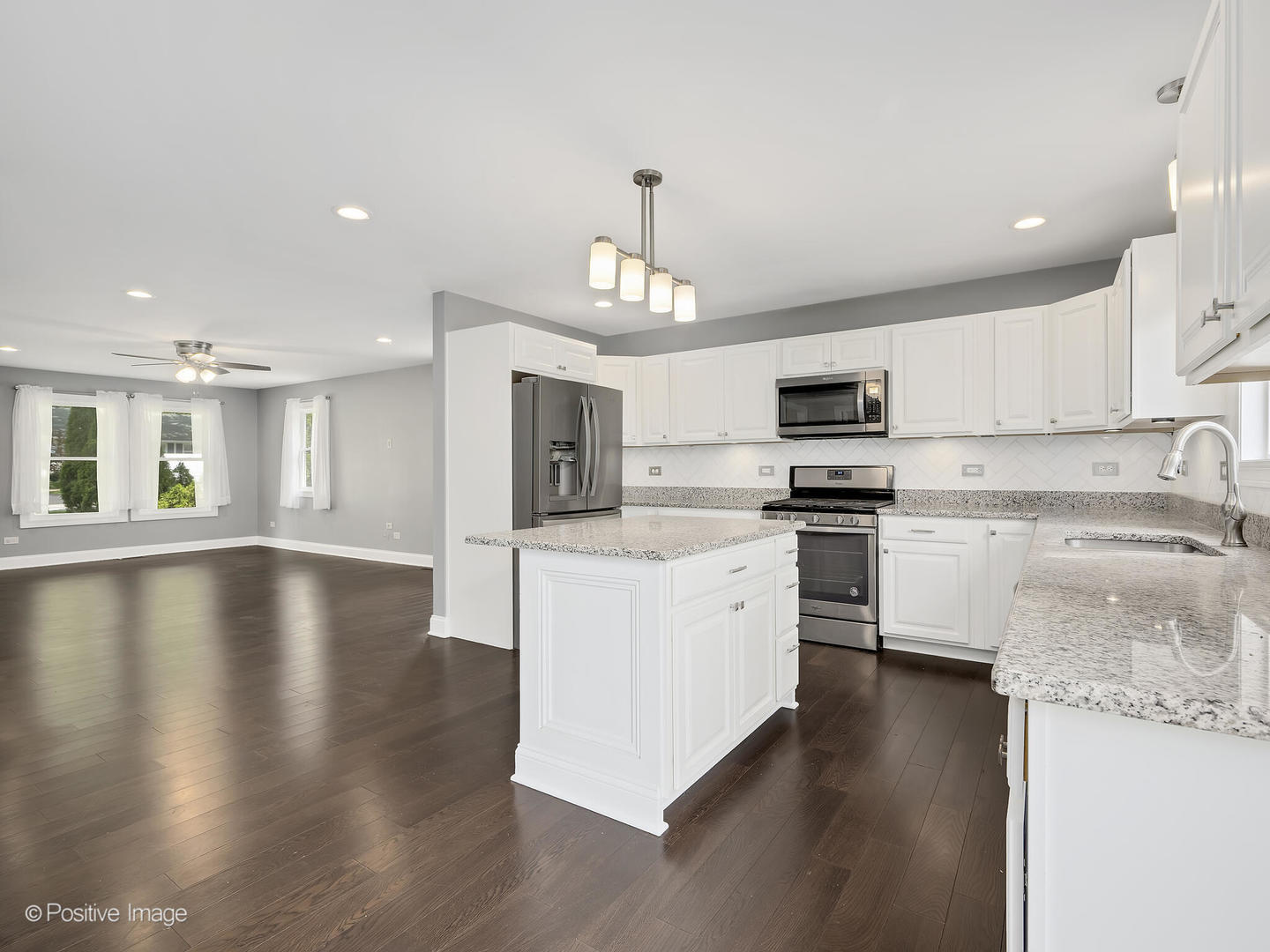 1823 S 4th Place