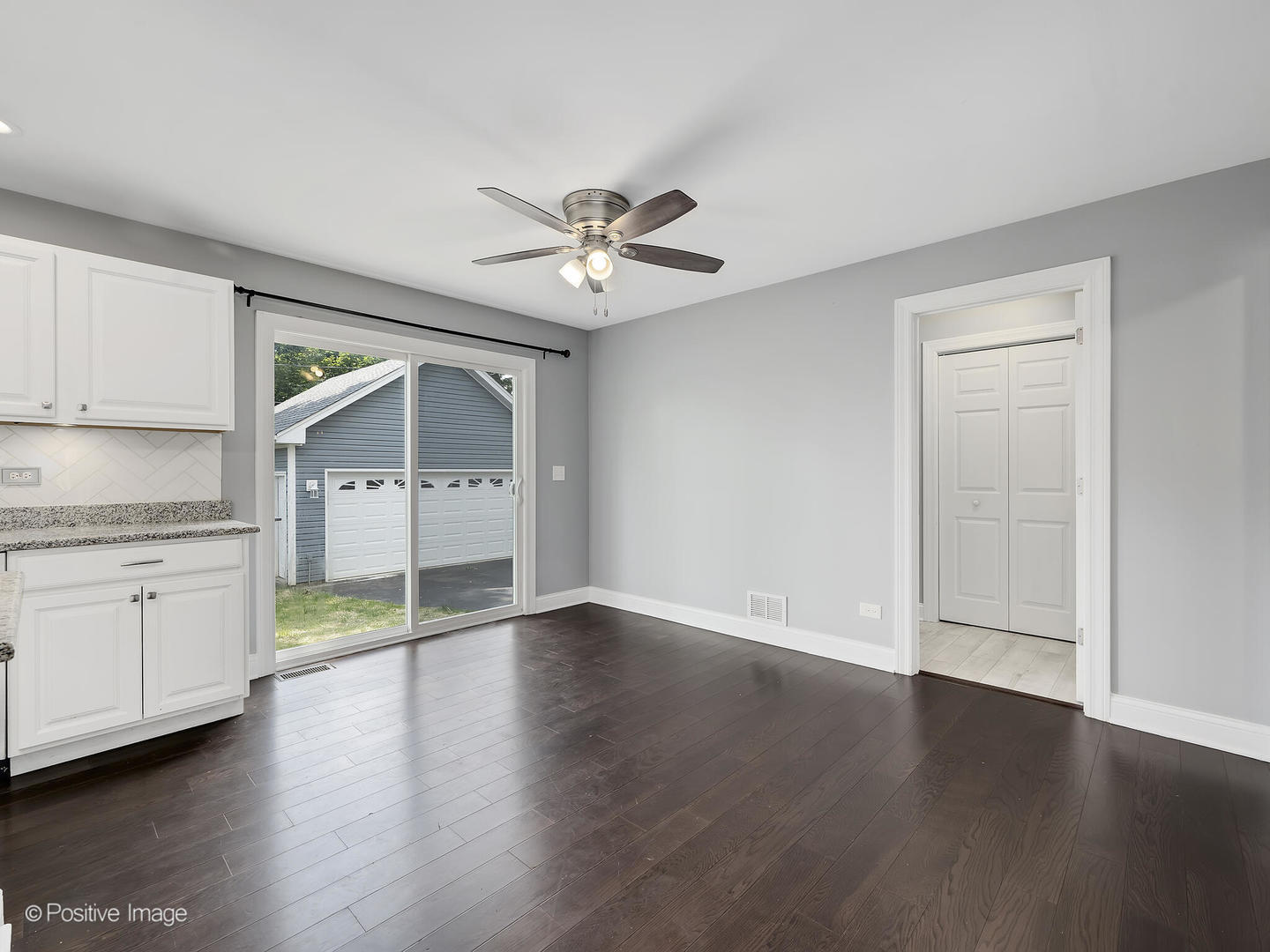 1823 S 4th Place
