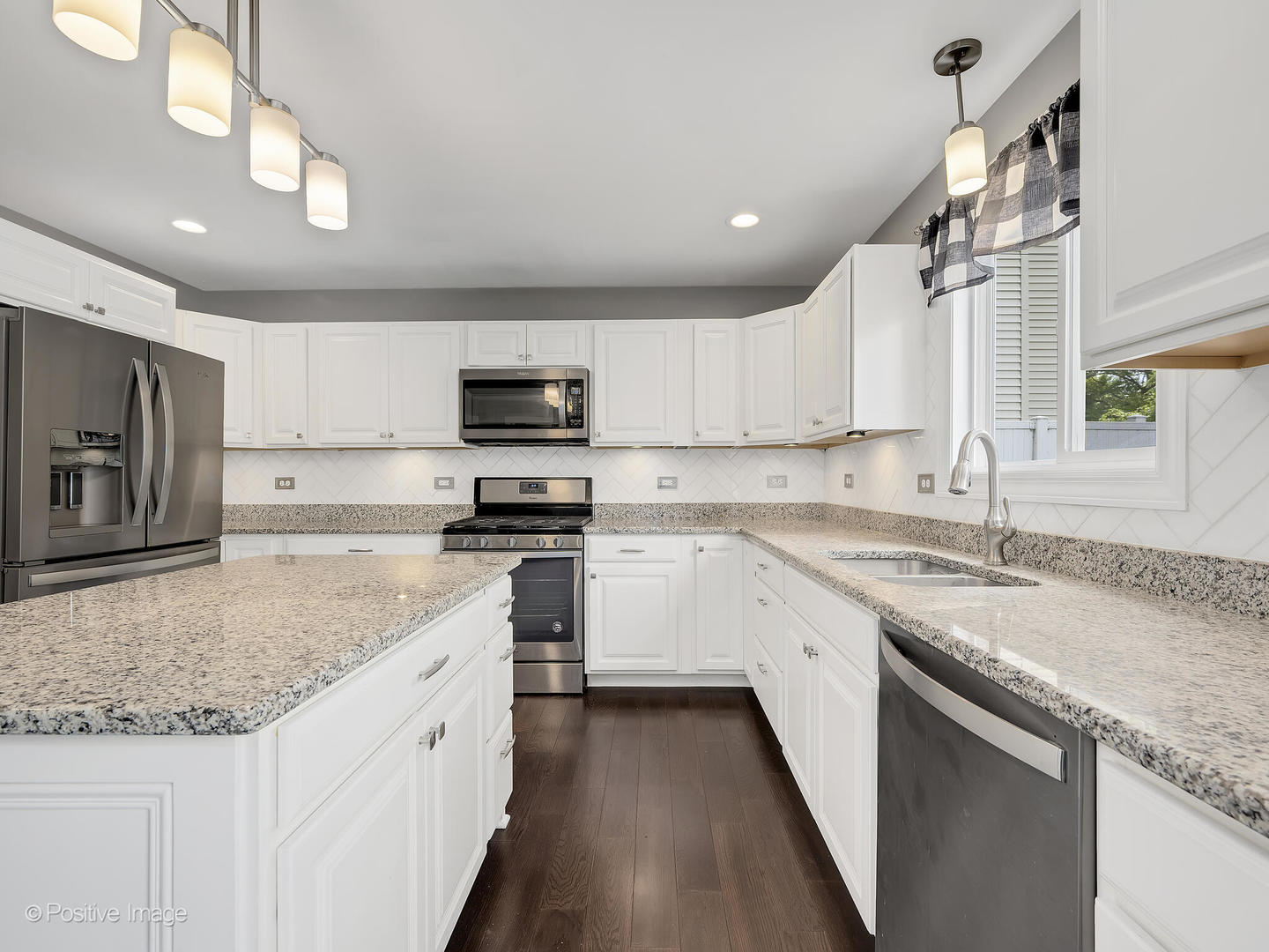 1823 S 4th Place