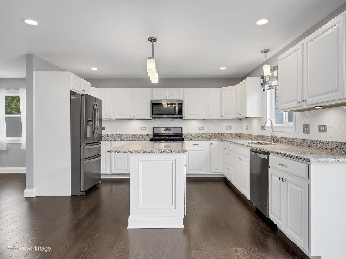 1823 S 4th Place
