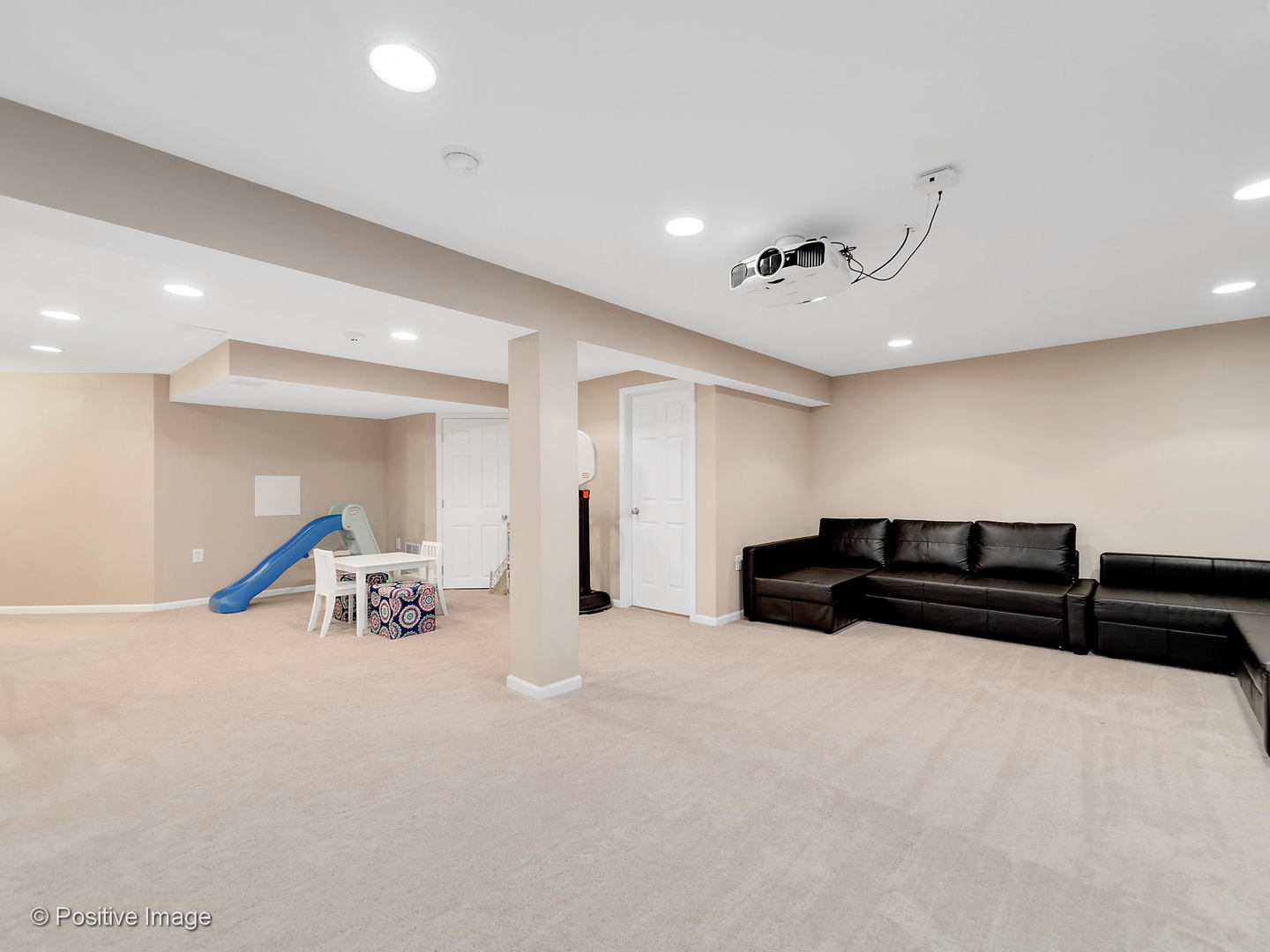 2727 Blakely Lane