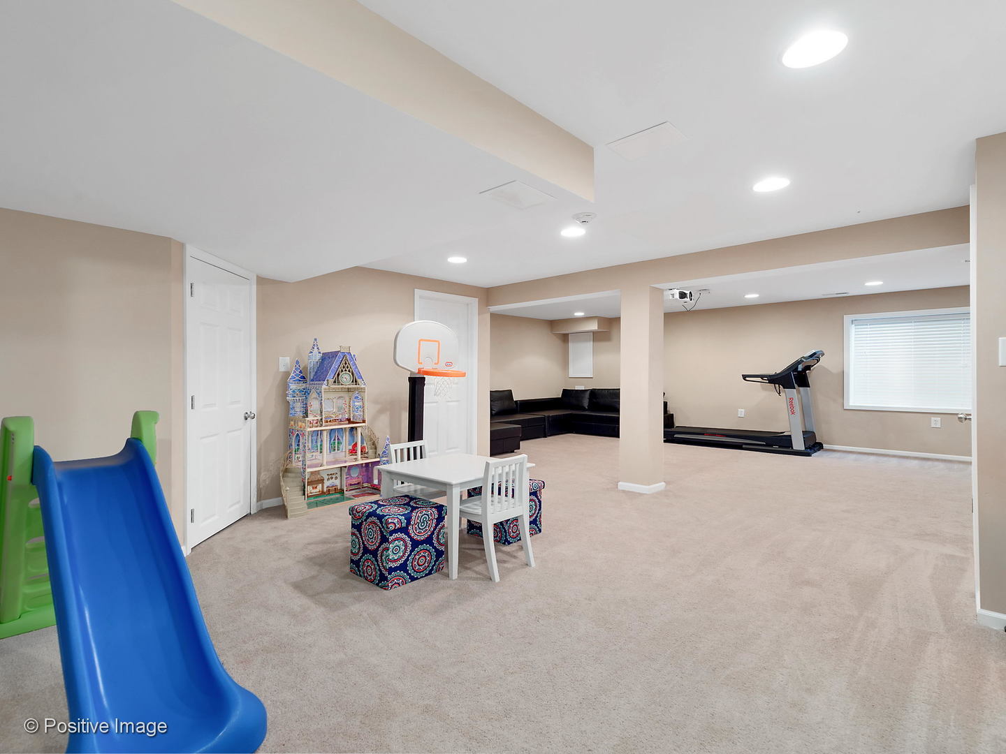 2727 Blakely Lane