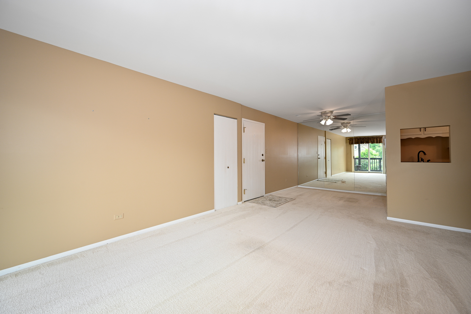 1460 STONEBRIDGE Circle Unit: G6