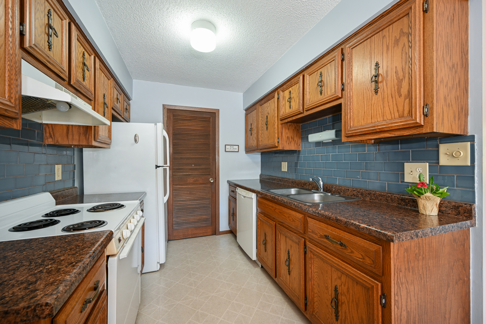 1777 Longwood Drive Unit: 1777