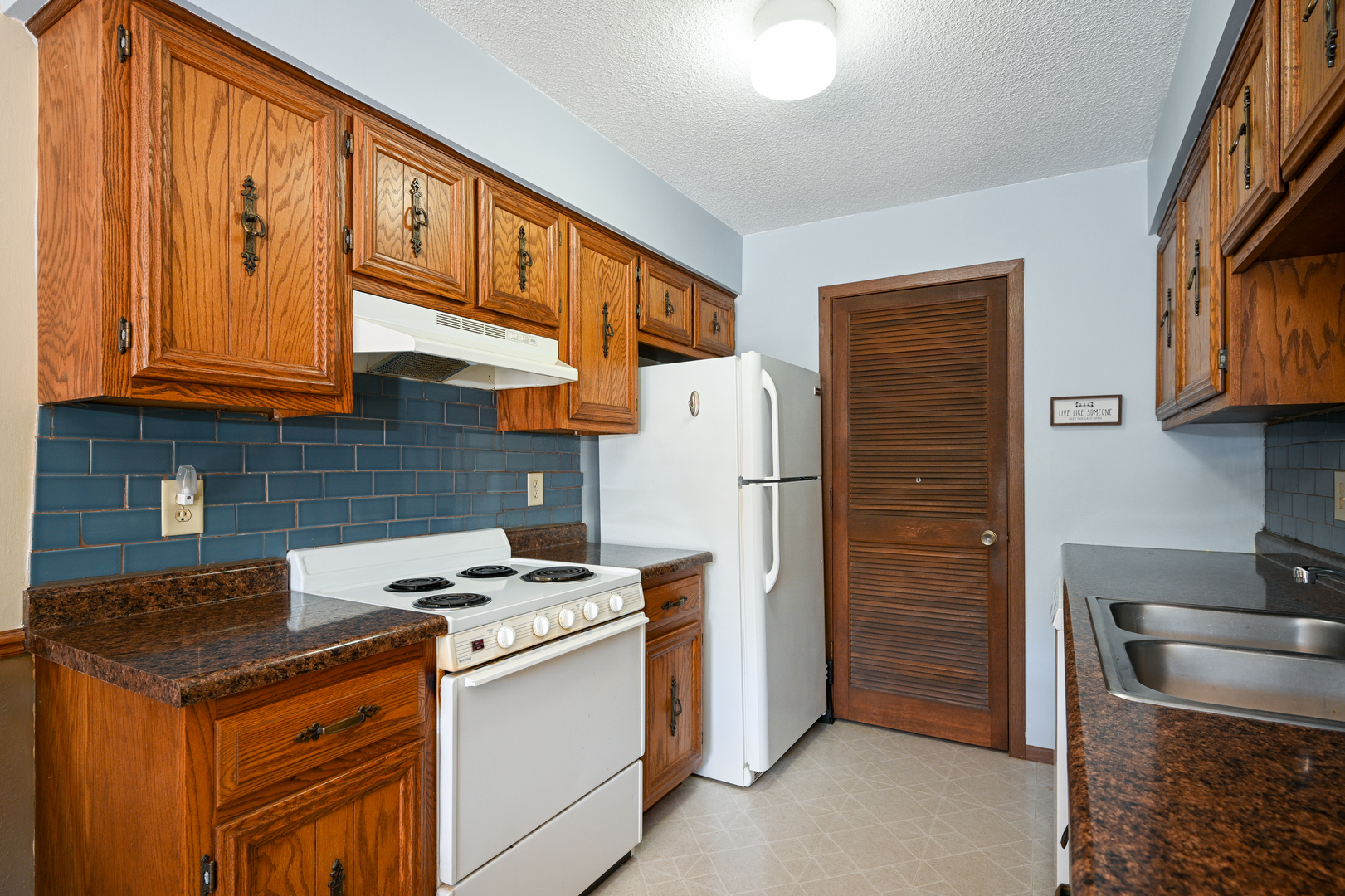 1777 Longwood Drive Unit: 1777