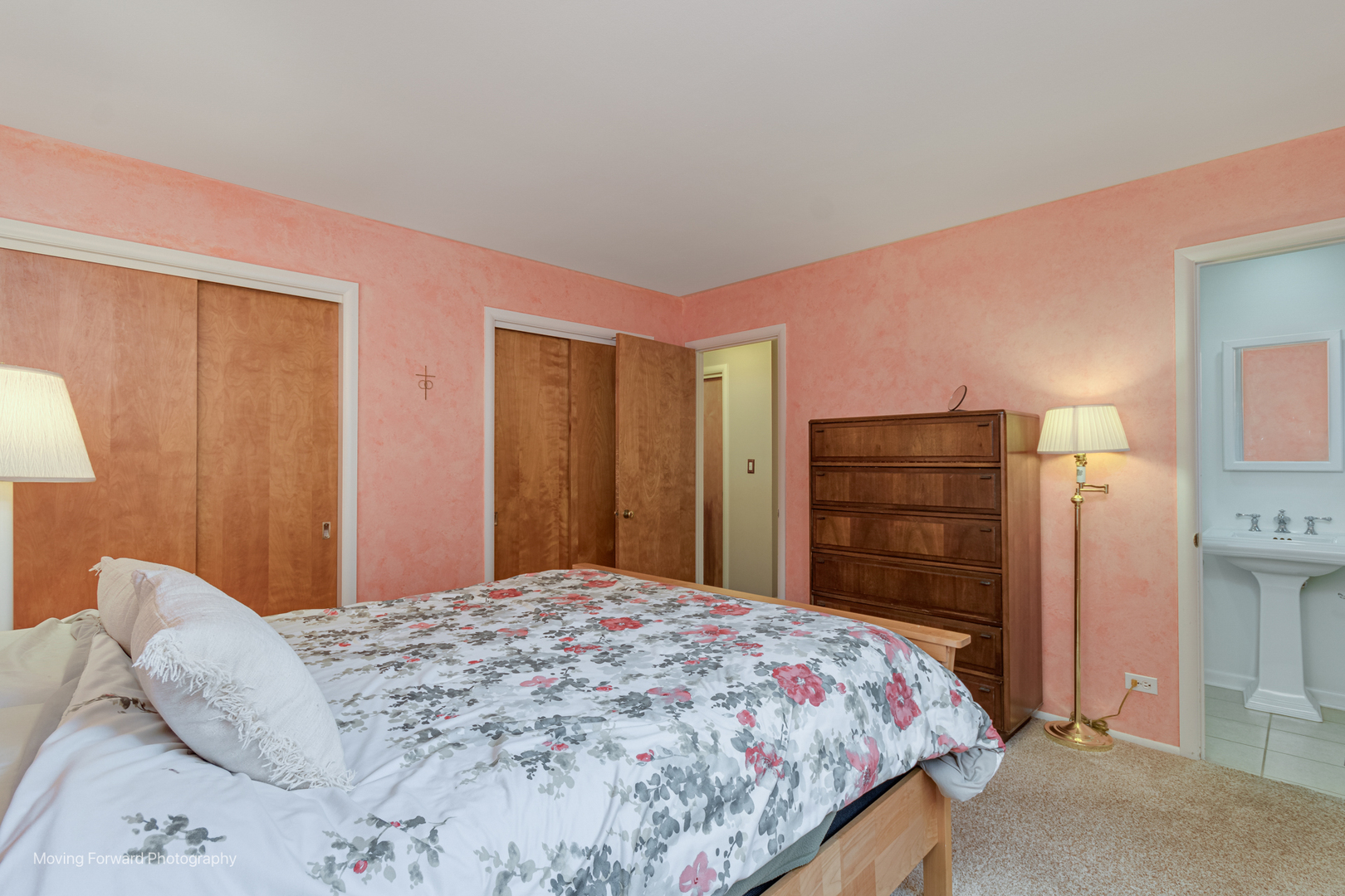 305 Brookside Circle