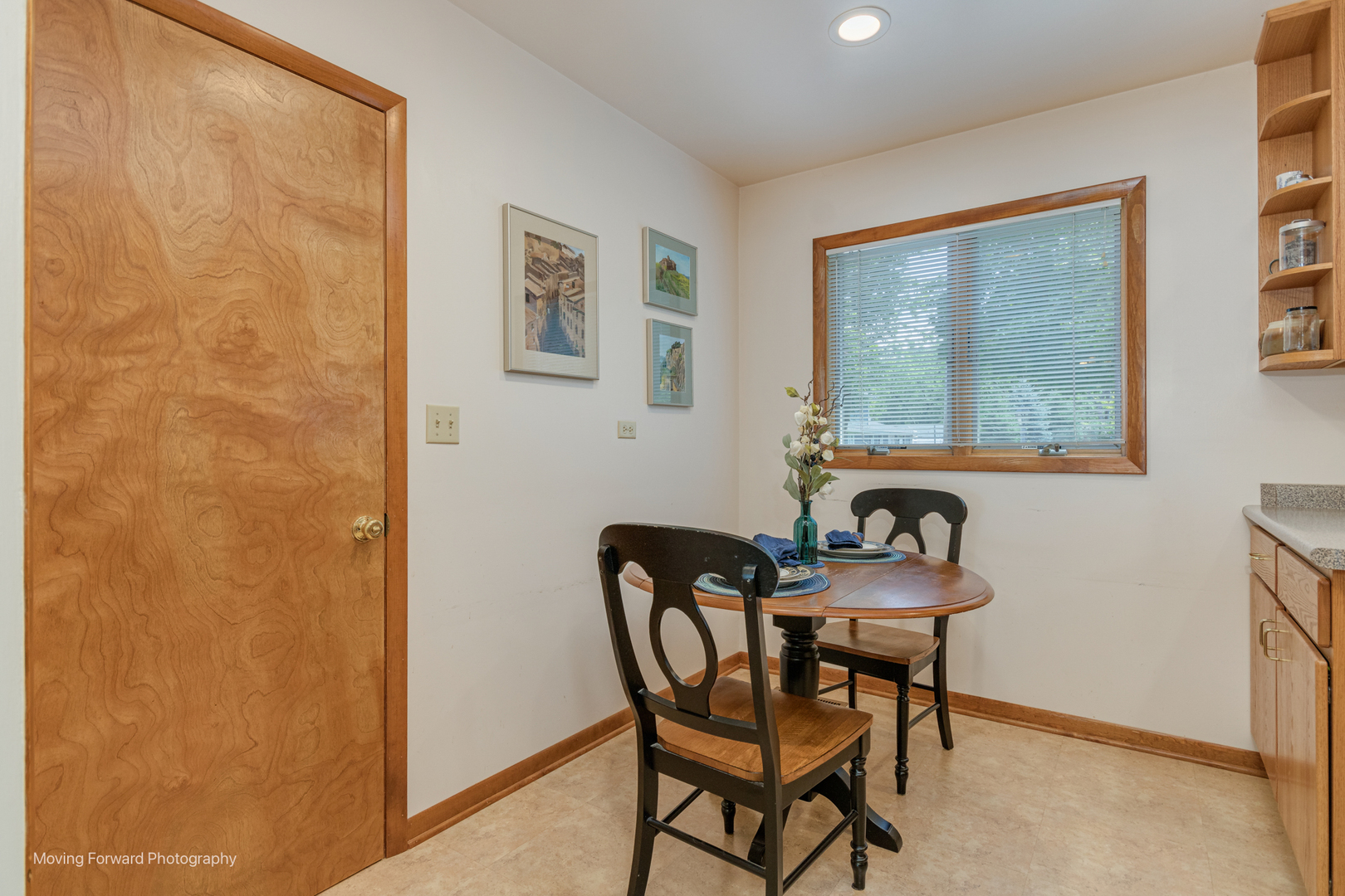 305 Brookside Circle