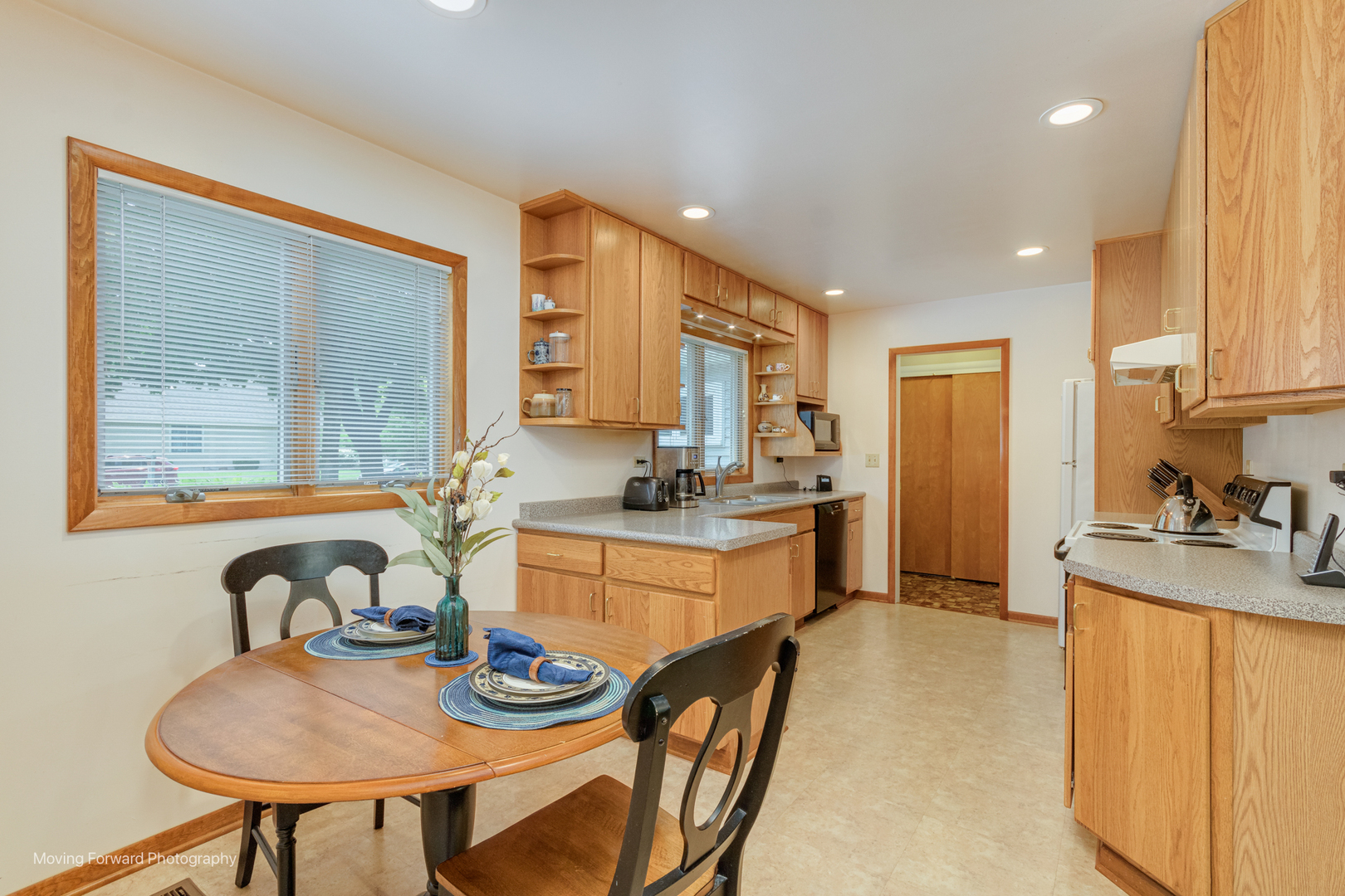 305 Brookside Circle