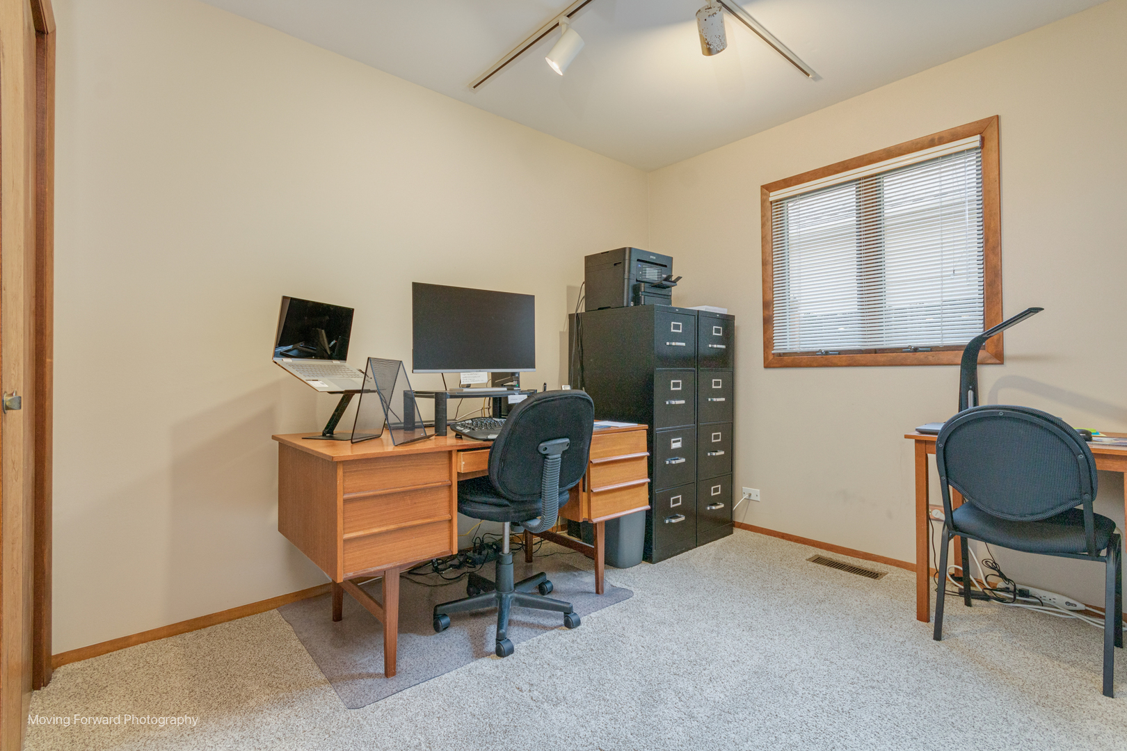 305 Brookside Circle