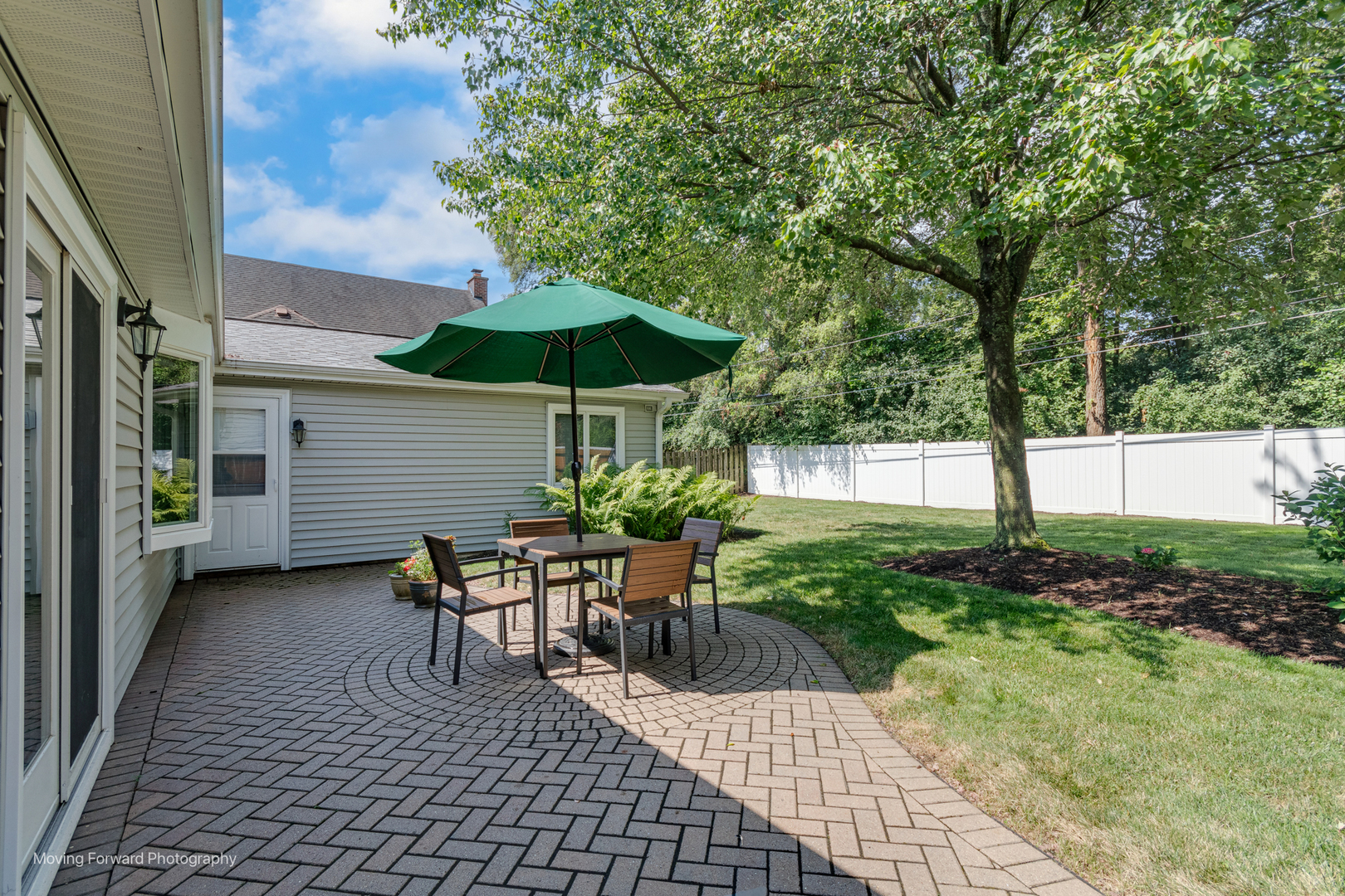 305 Brookside Circle