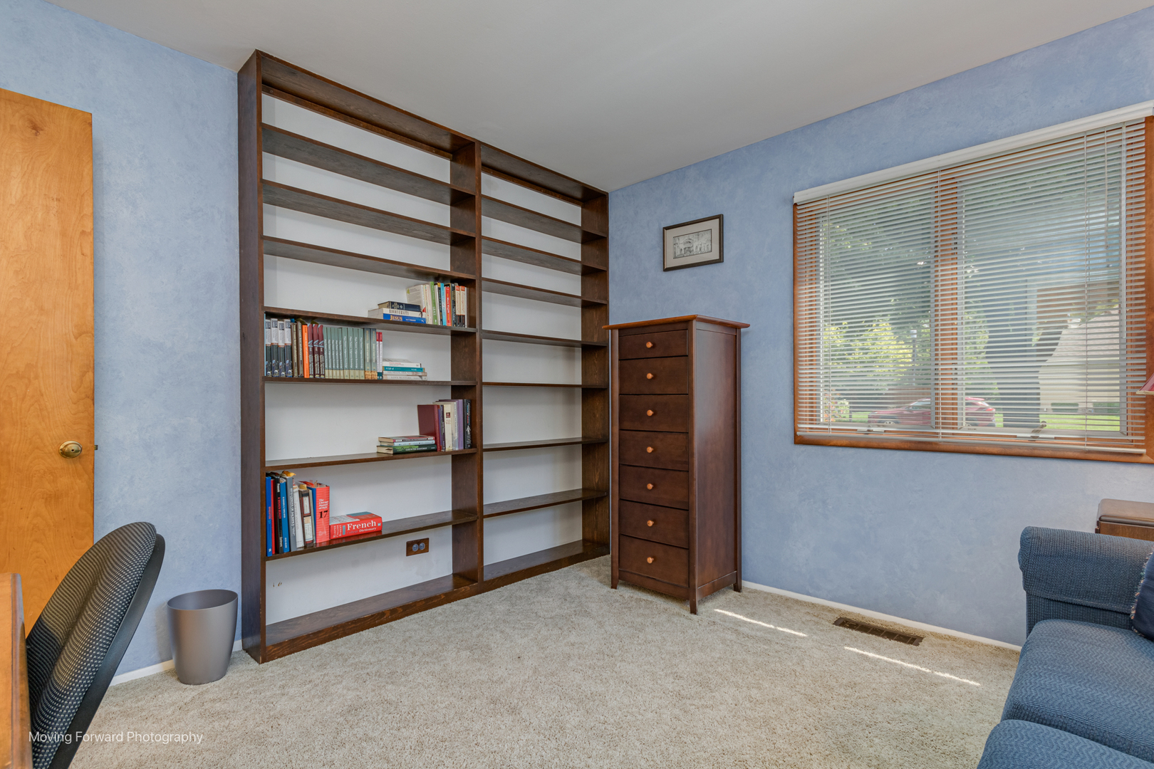 305 Brookside Circle