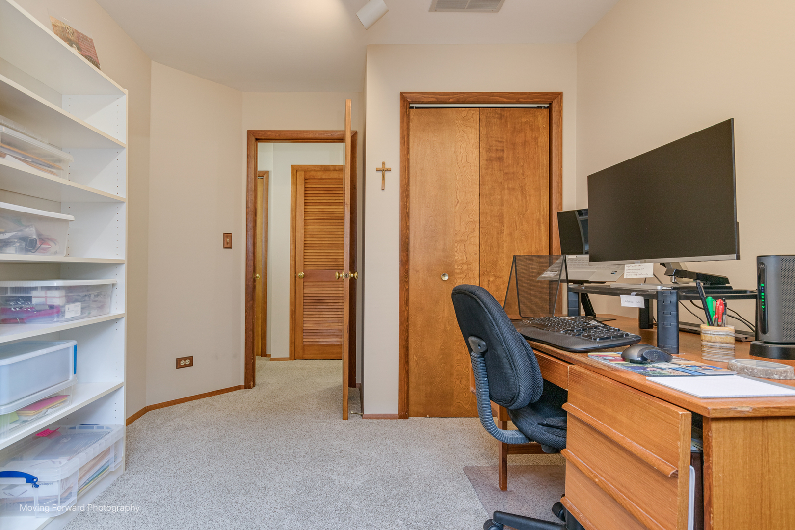 305 Brookside Circle