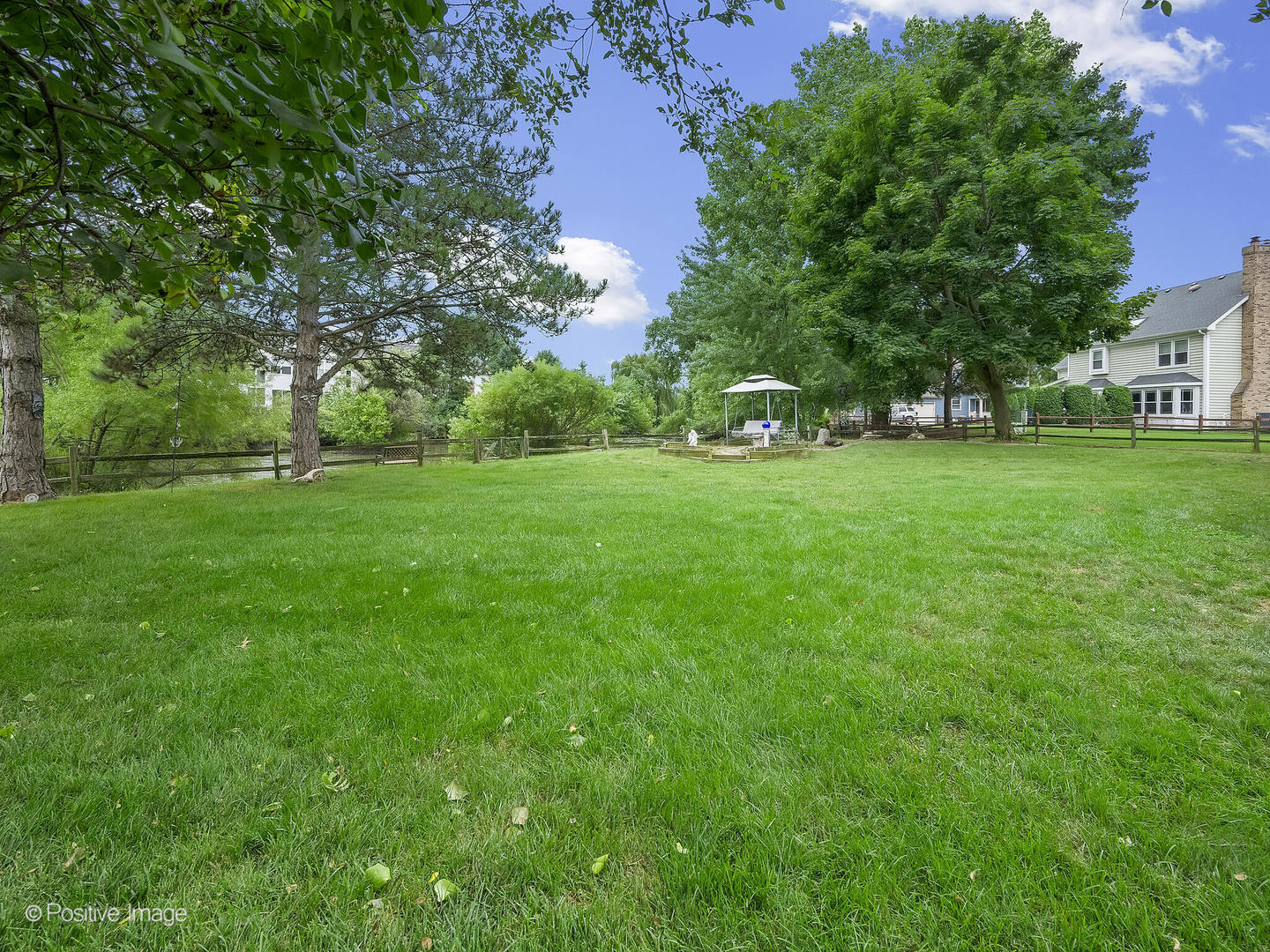 967 Lakeside Drive