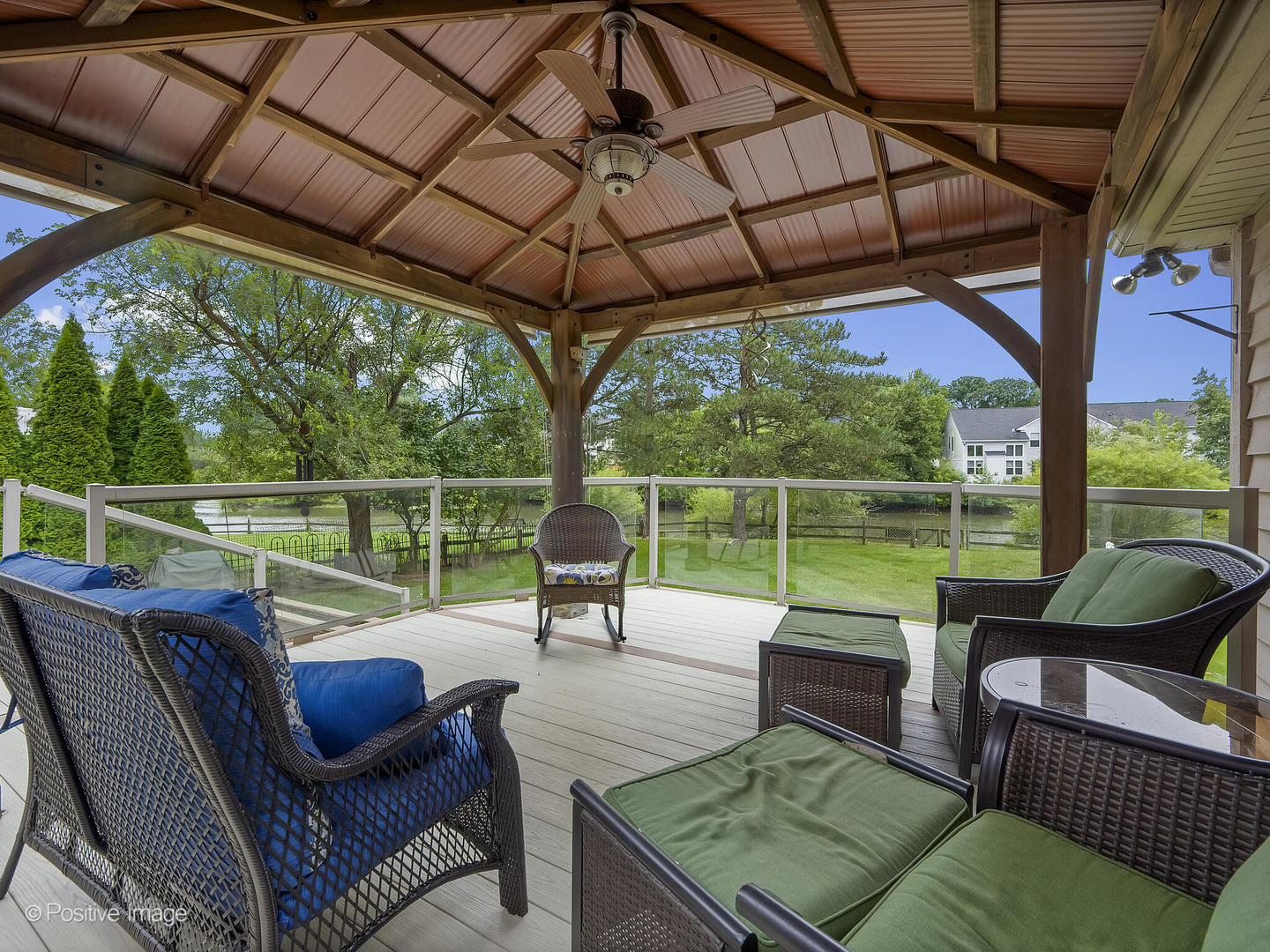 967 Lakeside Drive