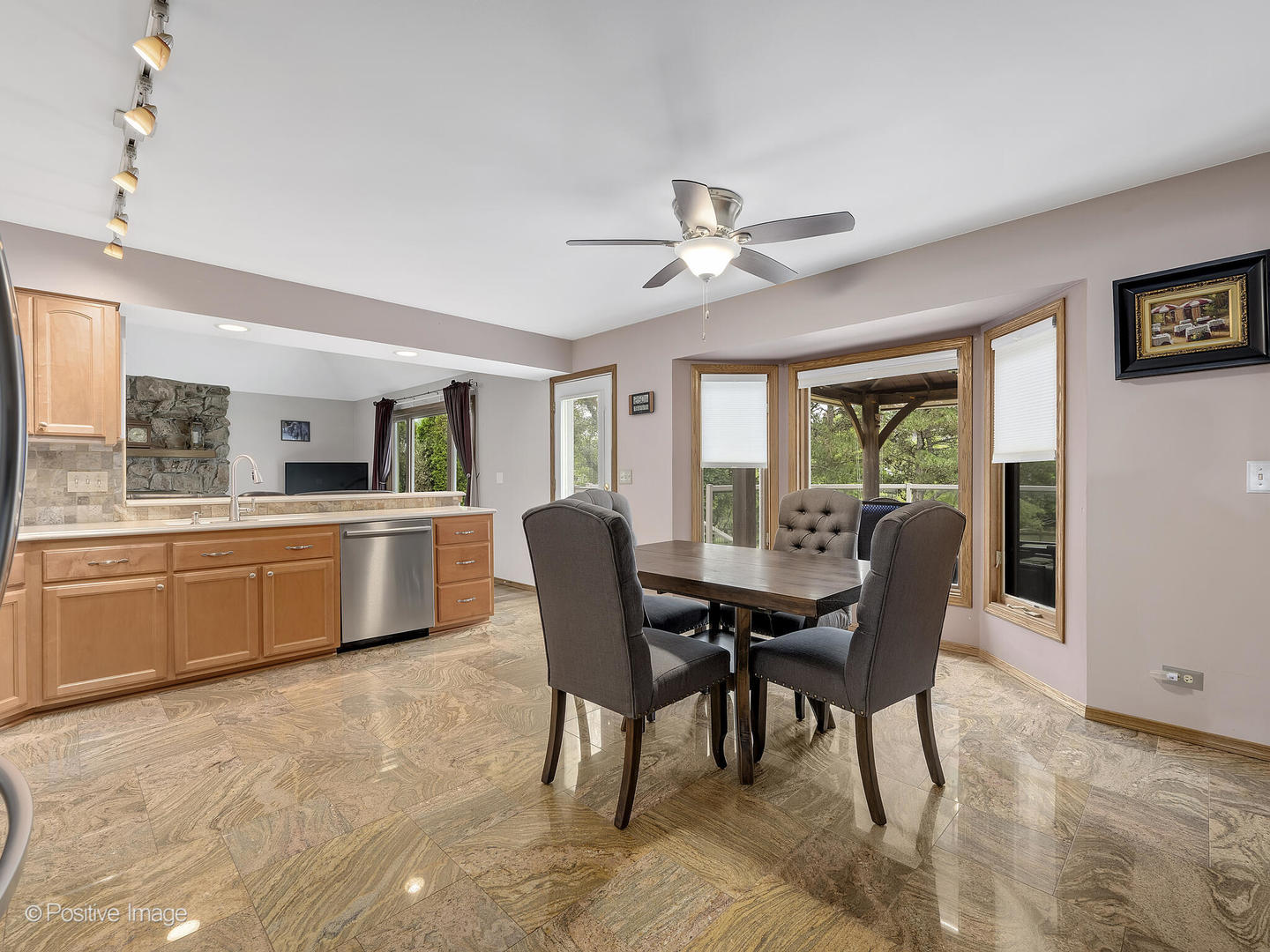 967 Lakeside Drive