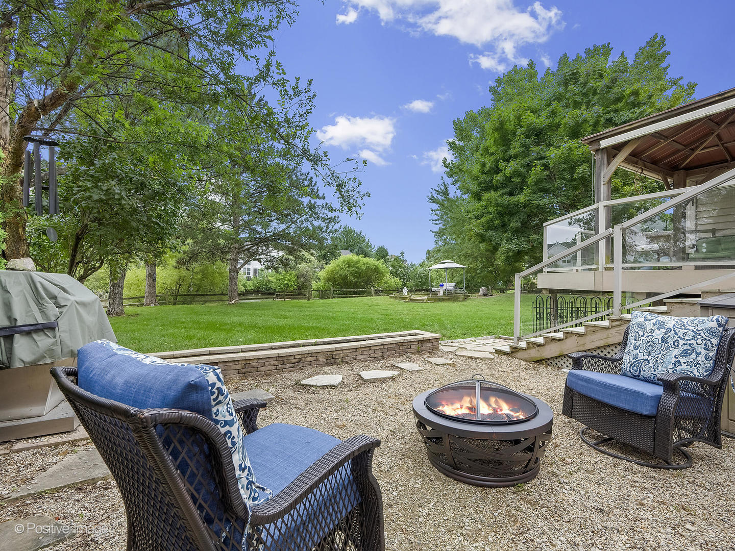967 Lakeside Drive